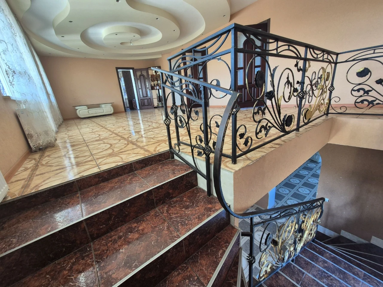 Продам дом для большой семьи