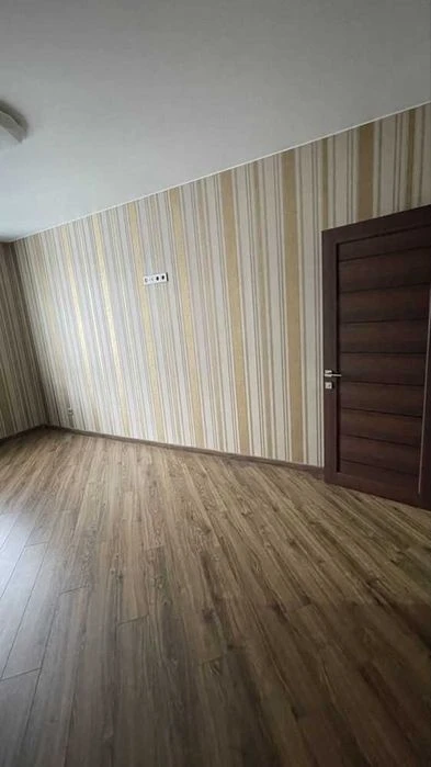 Продаж 3 кім квартири 4/9 пов. Індив. опал. Новобуд Розсошен