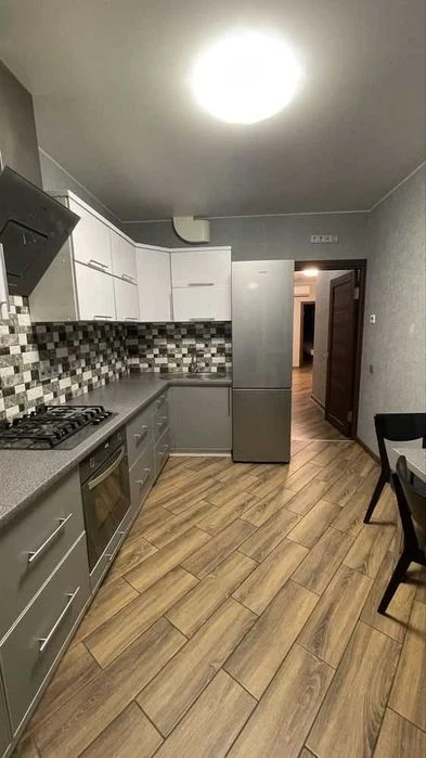 Продаж 3 кім квартири 4/9 пов. Індив. опал. Новобуд Розсошен