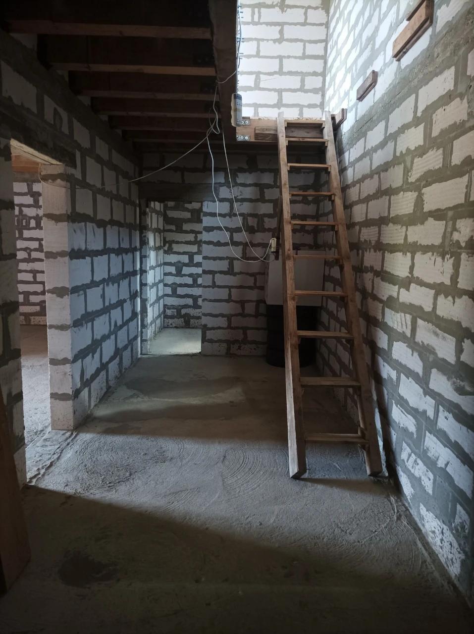 Продам дом-гостиница 3-этажа возле моря