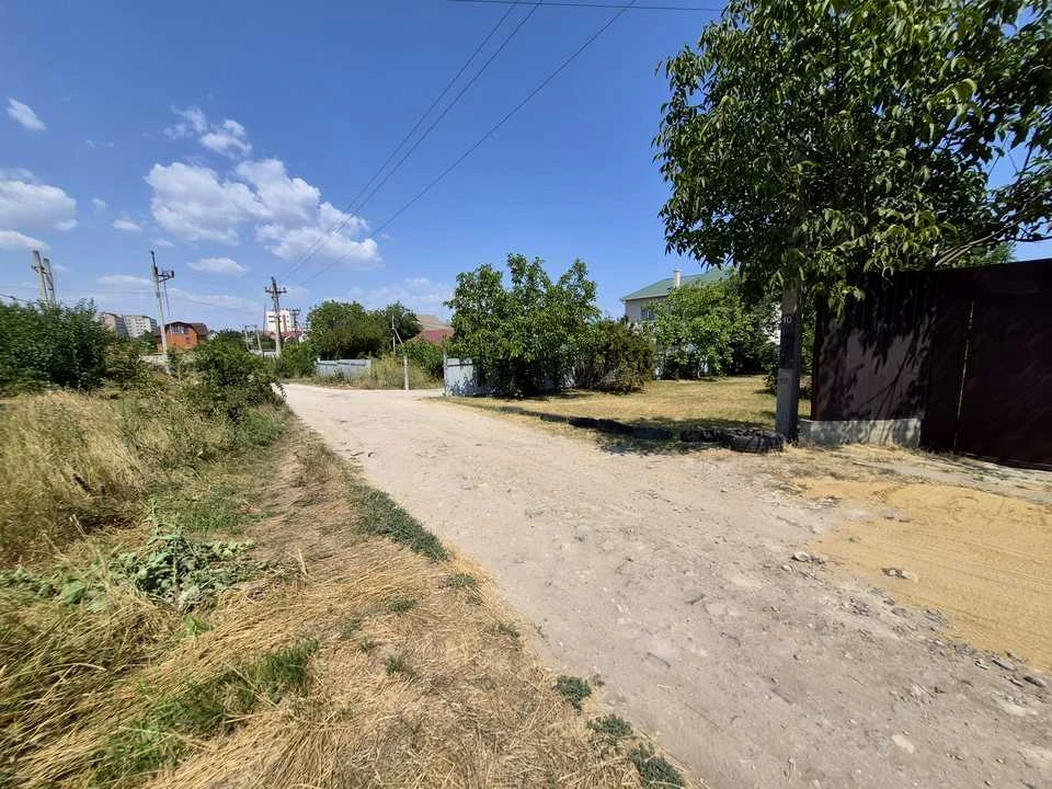 Будинок. Чорноморськ, Чорноморськ (Іллічівськ), Сады