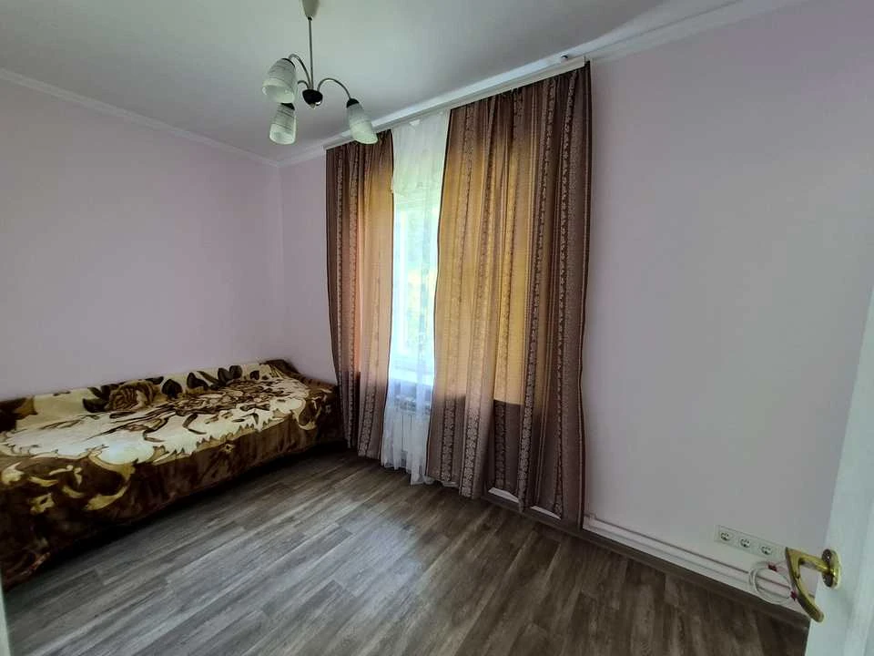 Будинок. Чорноморськ, Чорноморськ (Іллічівськ), Сады