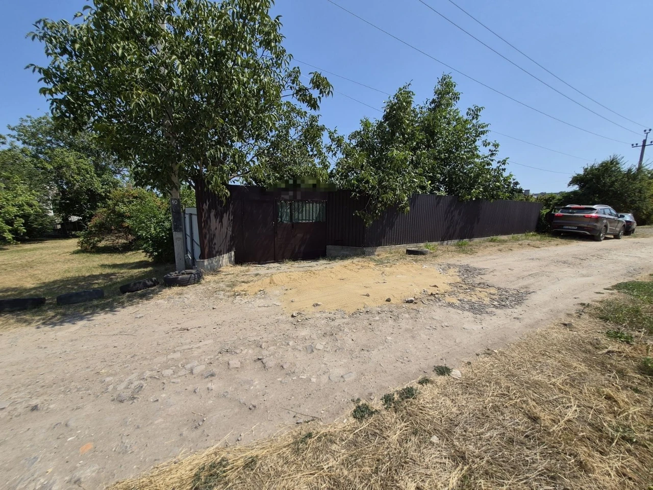 Продам срочно два  дома  в Черноморске для семьи  у моря