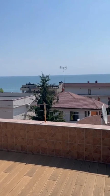 Продається будинок біля моря в Чорноморську з ремонтом (155-