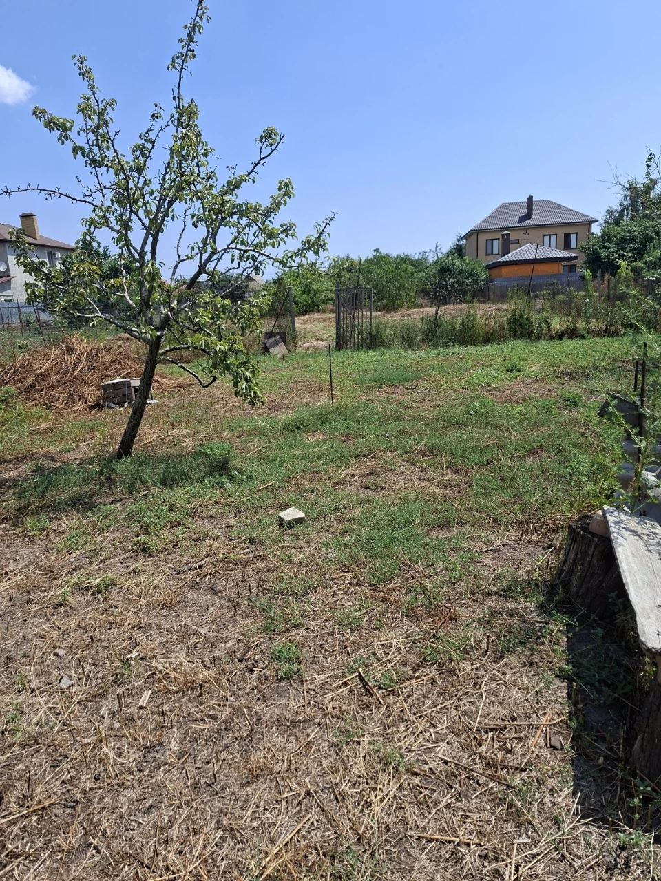 Продам ДОМ в Молодежном
