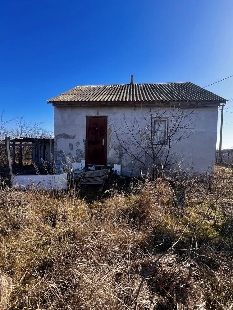 Продаю участок 12 соток у моря с комактным домом под ремонт