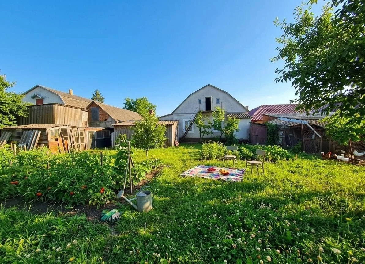 Продам дом в пригороде Черноморска