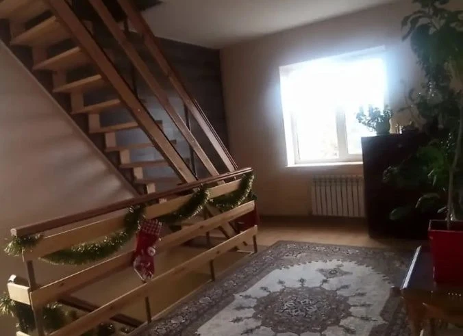 [44]Продаж 2 поверхового будинку з ремонтом і ділянкою  4 со