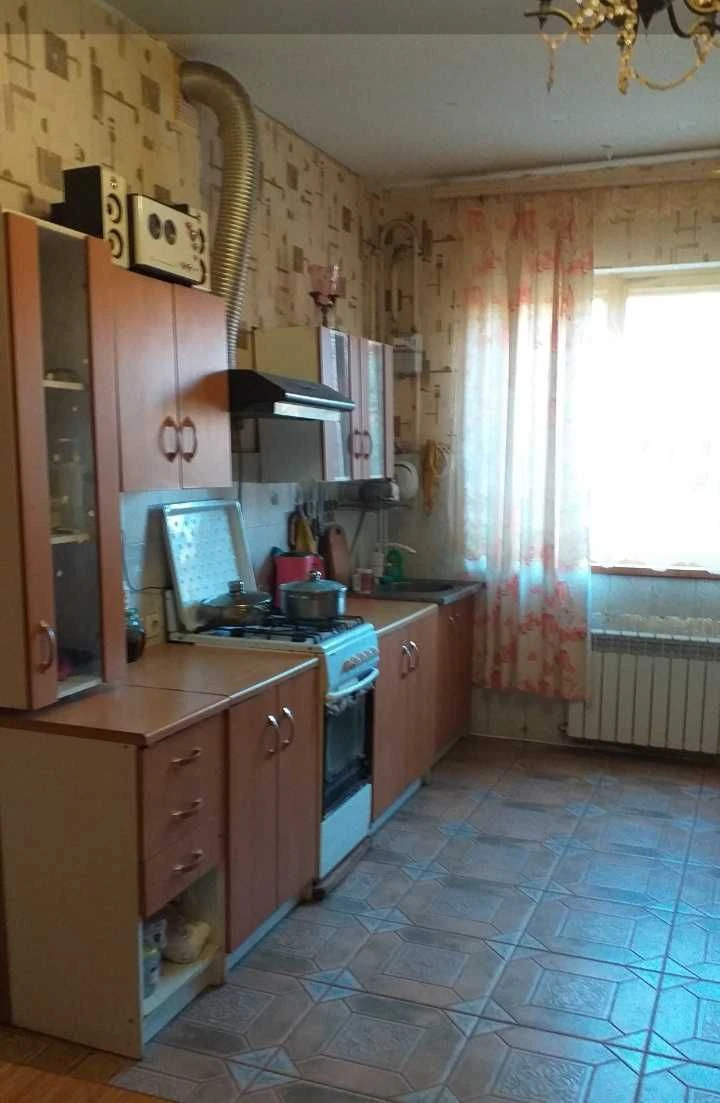 Продам капитальный дом в пляжном районе Черноморска, принима