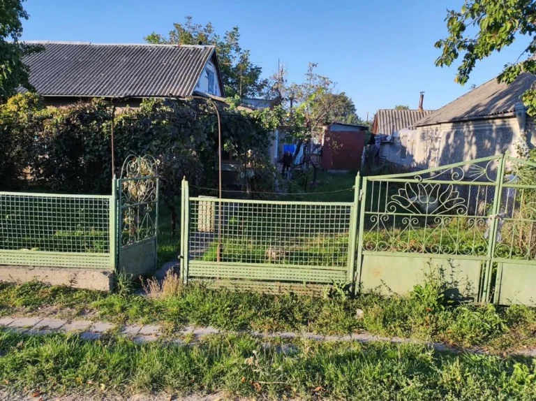 Продам земельну ділянку в Кодимі — 2 будинки, 8,5 соток, бли
