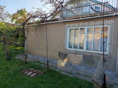 Продам земельну ділянку в Кодимі — 2 будинки, 8,5 соток, бли