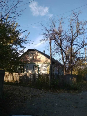 Продам будинок м. Гадяч, пров.Захисників України,10