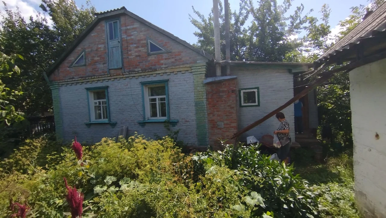 Продам будинок м. Гадяч, пров.Захисників України,10