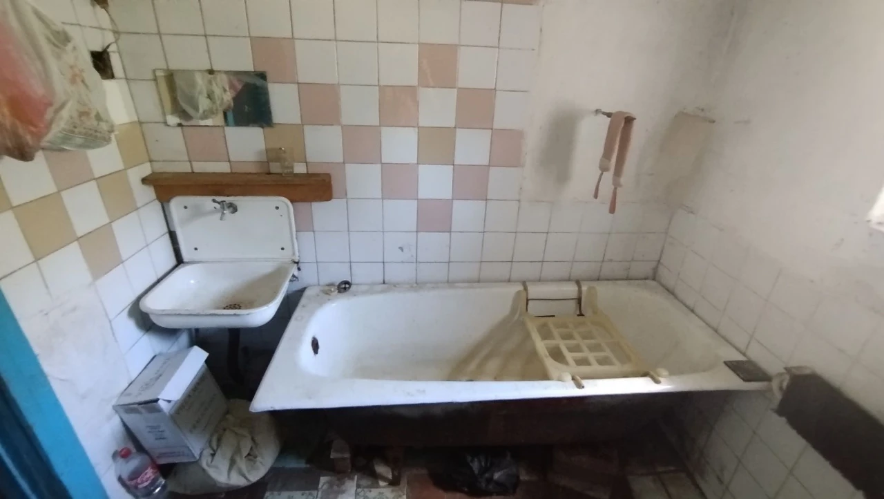Продам будинок м. Гадяч, пров.Захисників України,10