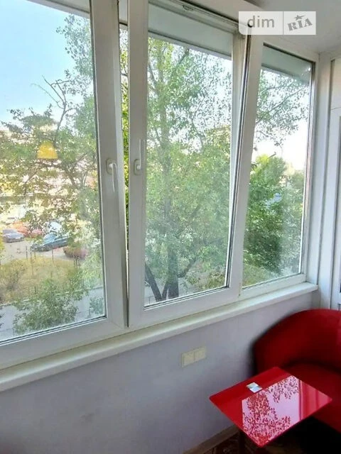 For sale 1-room apartment 33 sq. m on Obolonskyi Avenue 31 • ID 34