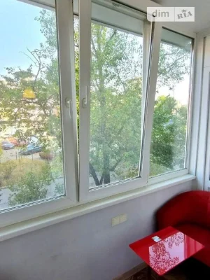 For sale 1-room apartment 33 sq. m on Obolonskyi Avenue 31 • ID 34