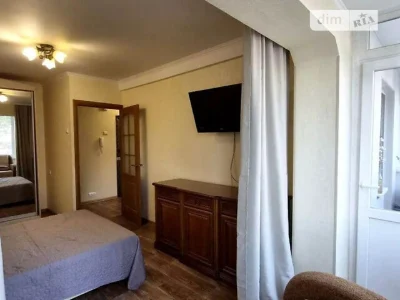 For sale 1-room apartment 33 sq. m on Obolonskyi Avenue 31 • ID 34