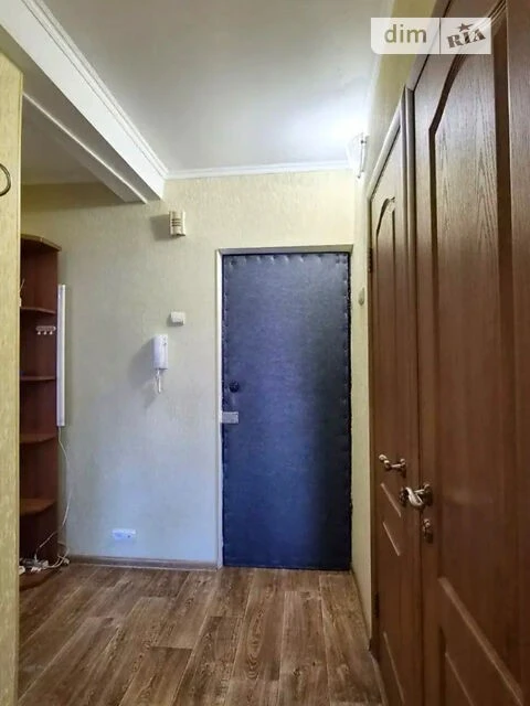 For sale 1-room apartment 33 sq. m on Obolonskyi Avenue 31 • ID 34