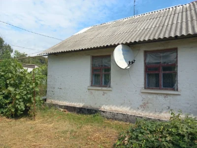 Продам 3-х кімнатну  квартиру в м.Глобине