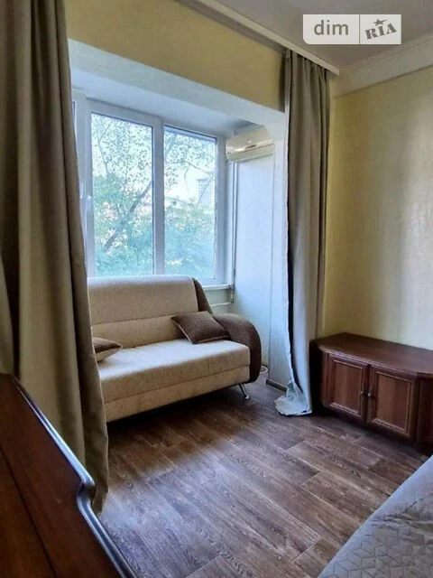 For sale 1-room apartment 33 sq. m on Obolonskyi Avenue 31 • ID 34