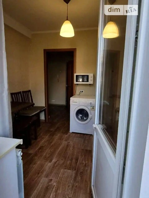 For sale 1-room apartment 33 sq. m on Obolonskyi Avenue 31 • ID 34