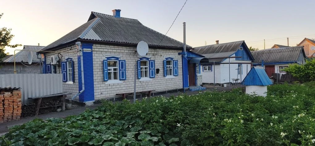 Будинок у центрі міста Гребінка