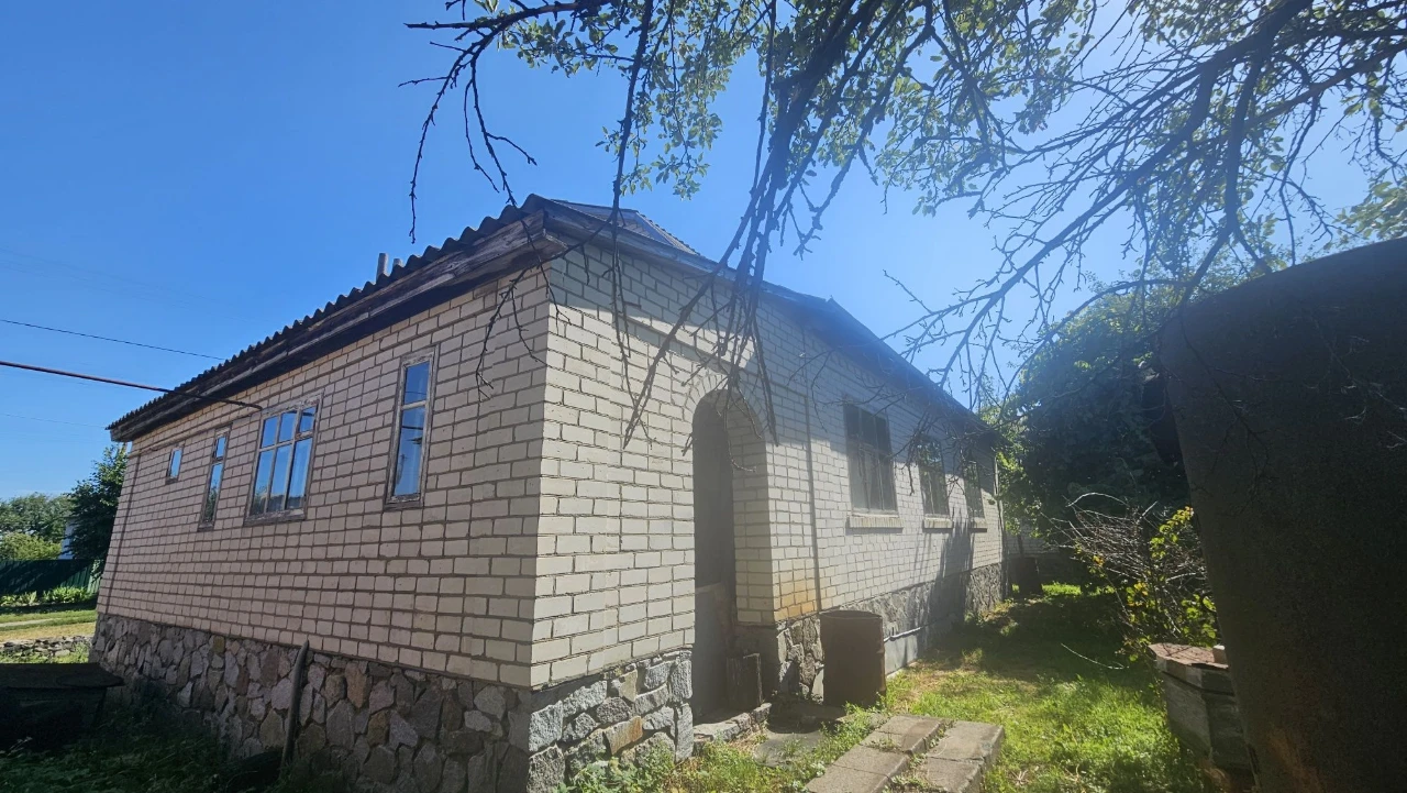 Продам будинок в м.Гребінка