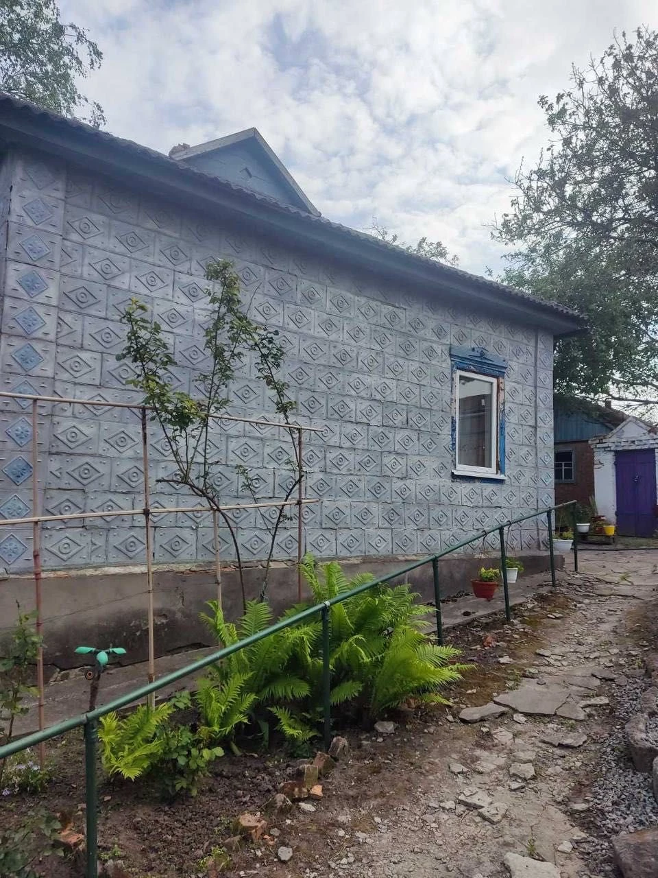 Будинок у м.Зіньків