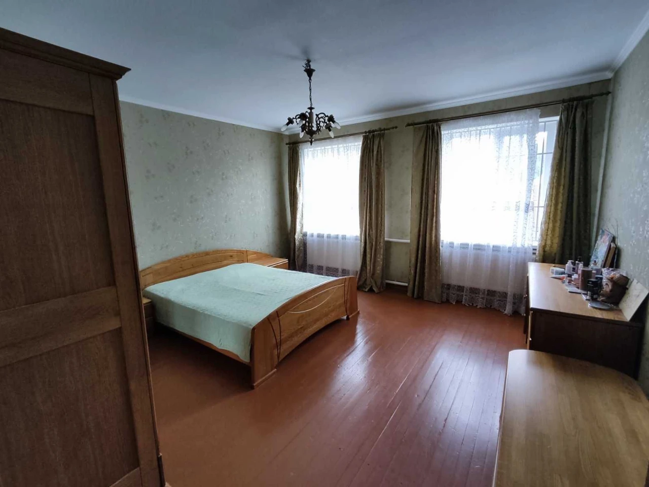 Продам будинок в м. Зіньків