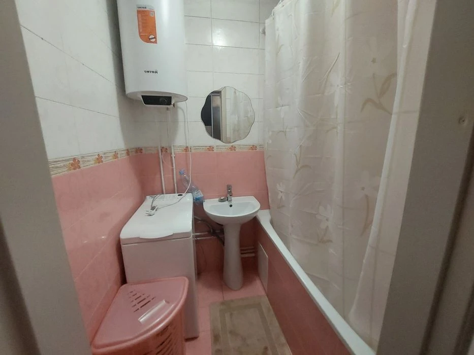 2-комнатная квартира 53м² из белой кирпича на пос. Котовско