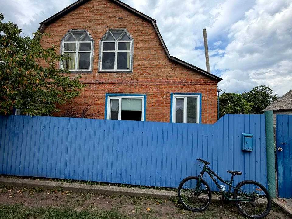 Будинок. Кобеляки, Будівельний пров.