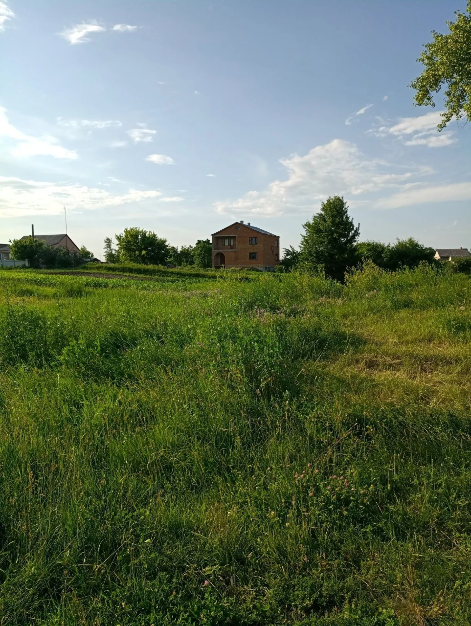 Продам будинок в мальовничому місці біля річки Ворскла