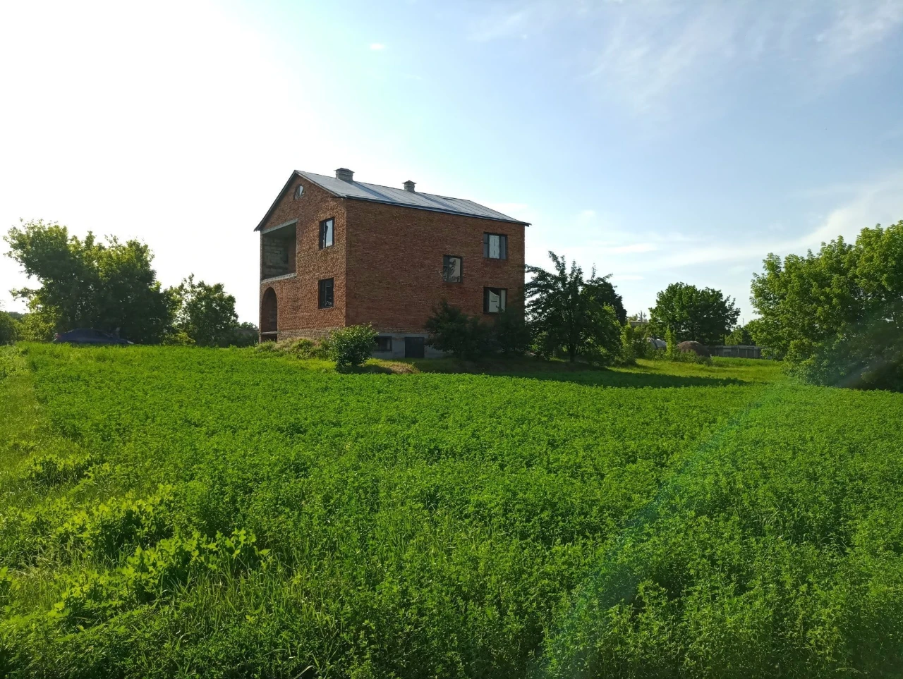 Продам будинок в мальовничому місці біля річки Ворскла