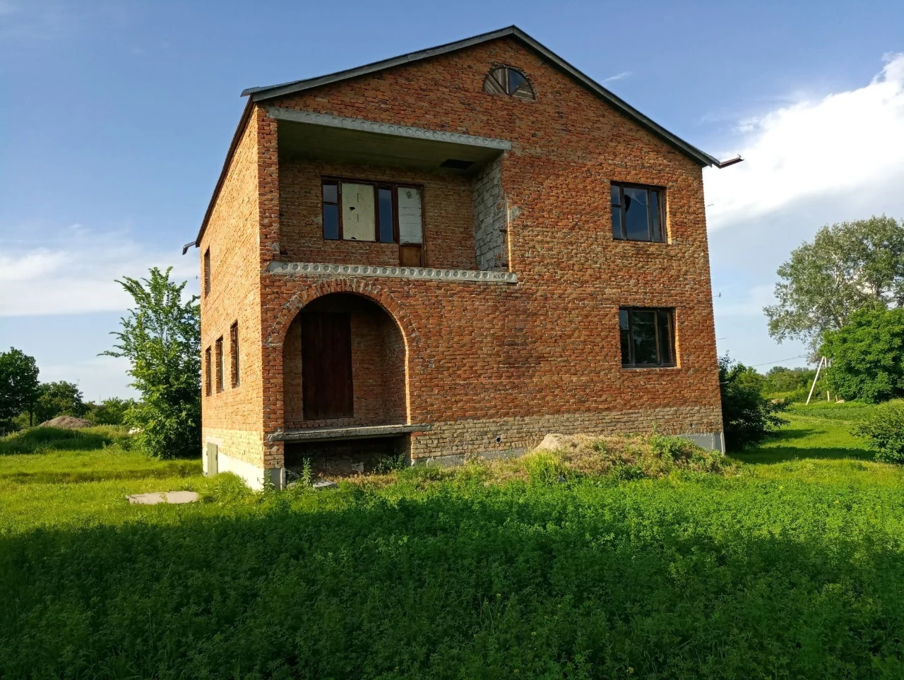 Продам будинок в мальовничому місці біля річки Ворскла