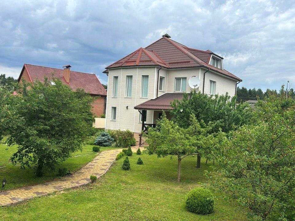 Будинок. Горішні плавні, Горішні Плавні, Зарічна