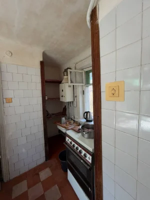 Продам будинок  в районі швидкої допомоги