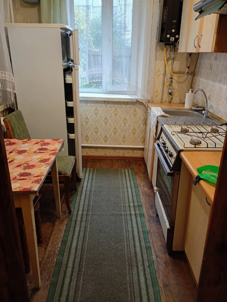Продам будинок біля лісового технікуму