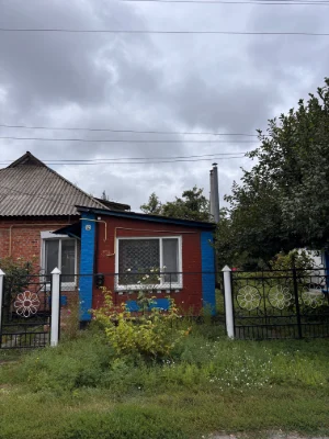 Продаж будинків на одному подвірʼї Полтавська обл. м Лубни