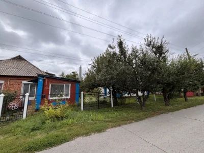 Продаж будинків на одному подвірʼї Полтавська обл. м Лубни