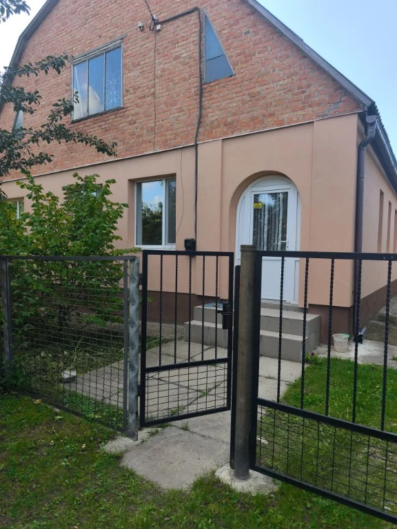Будинок у мікрорайоні Південний