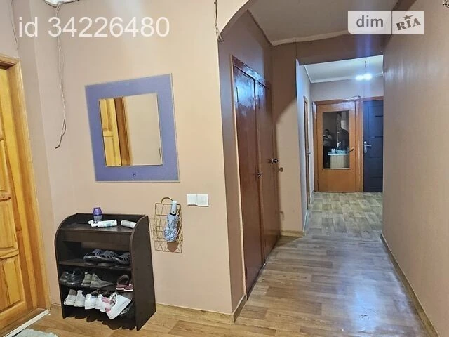 Room for sale 96 sq. m. on Azerbaycanska Street 8A • ID 3422