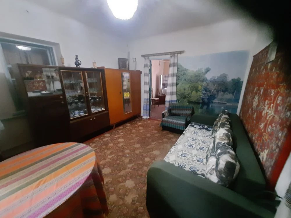 Цегляний будинок 4 кімнати вул.Поділ поруч річка