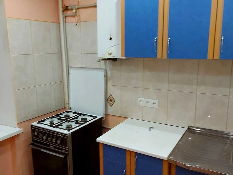 Apartment. Kharkiv, Nauky Ave. (Lenina)