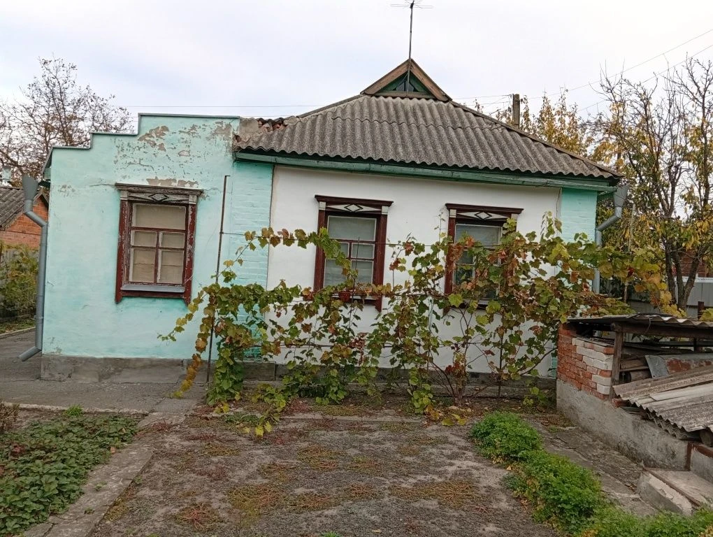 ПРОДАМ будинок Миргород, або здам в оренду.