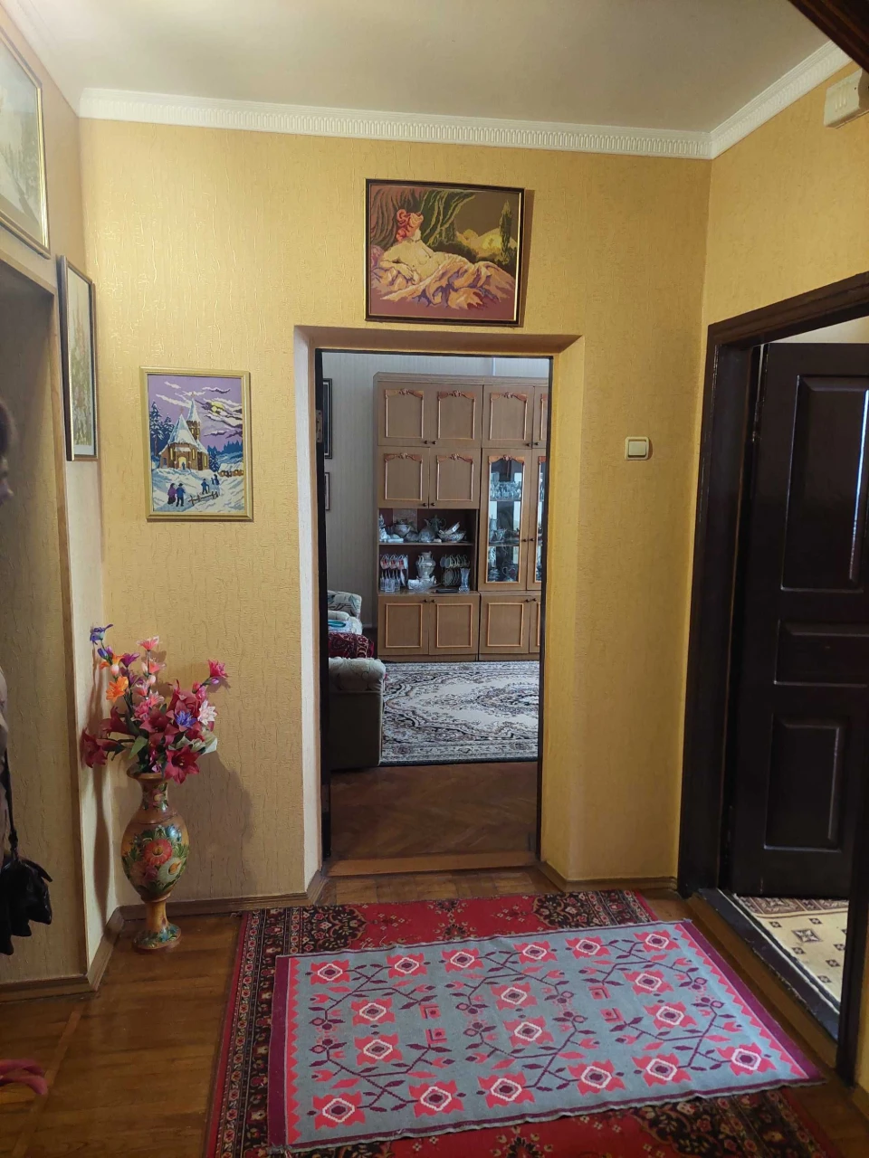 Продається 2-х поверховий приватний будинок у Миргороді (рай