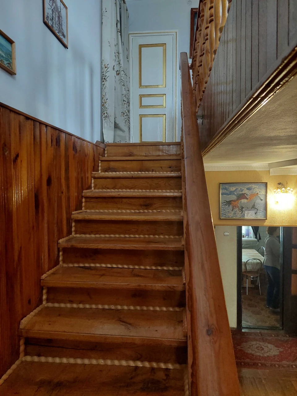 Продається 2-х поверховий приватний будинок у Миргороді (рай