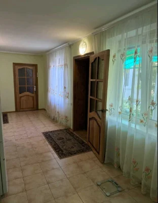 Сучасний будинок в Миргороді. Можливий продаж по сертифікату