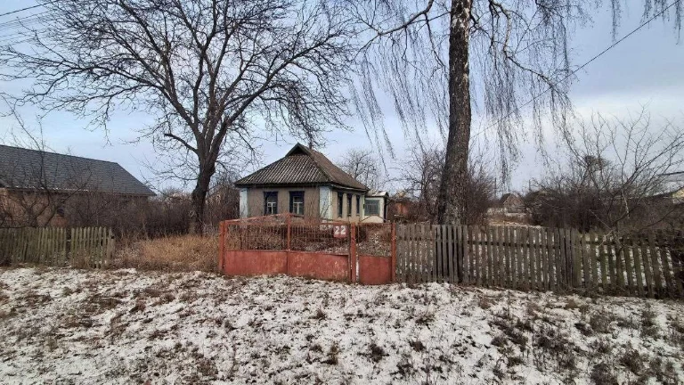 Продаж земельна дiлянка 20 соток з будинком