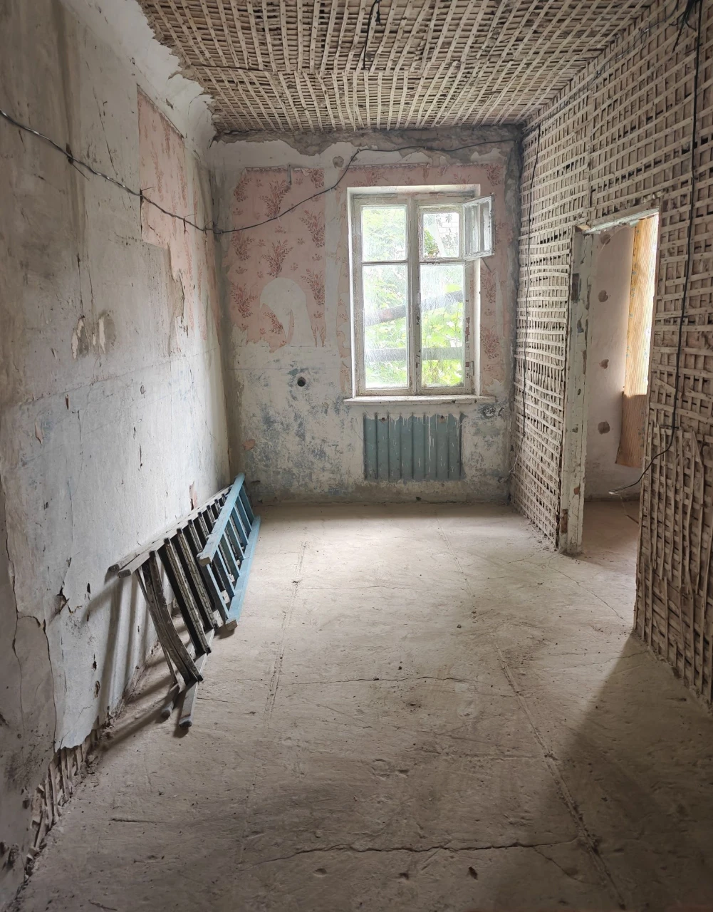 Продам 3-кімнатну частину будинку