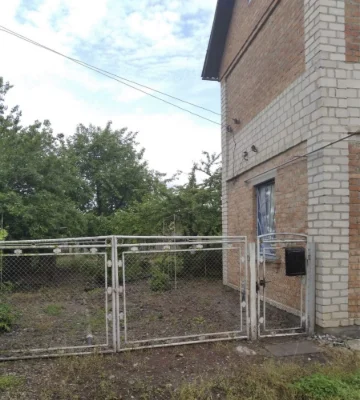 Продам двоповерховий будинок